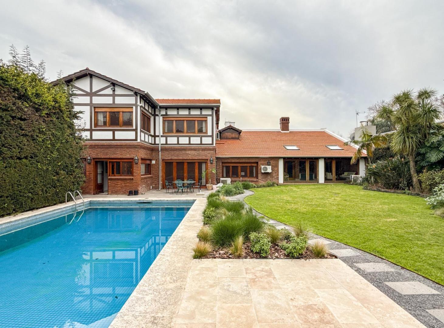 Foto de Casa en Venta de 6 Ambientes con Jardin en Martínez, imagen 5