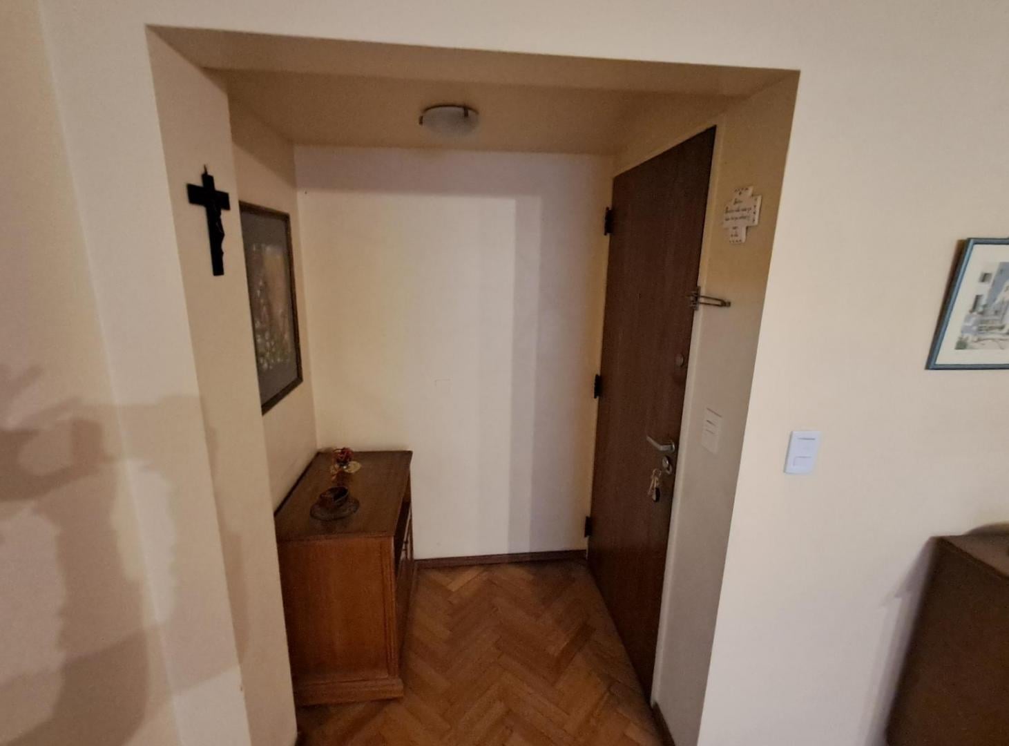 Foto de Departamento en Venta y Alquiler de 4 Ambientes Con Balcón y Cochera en, imagen 4