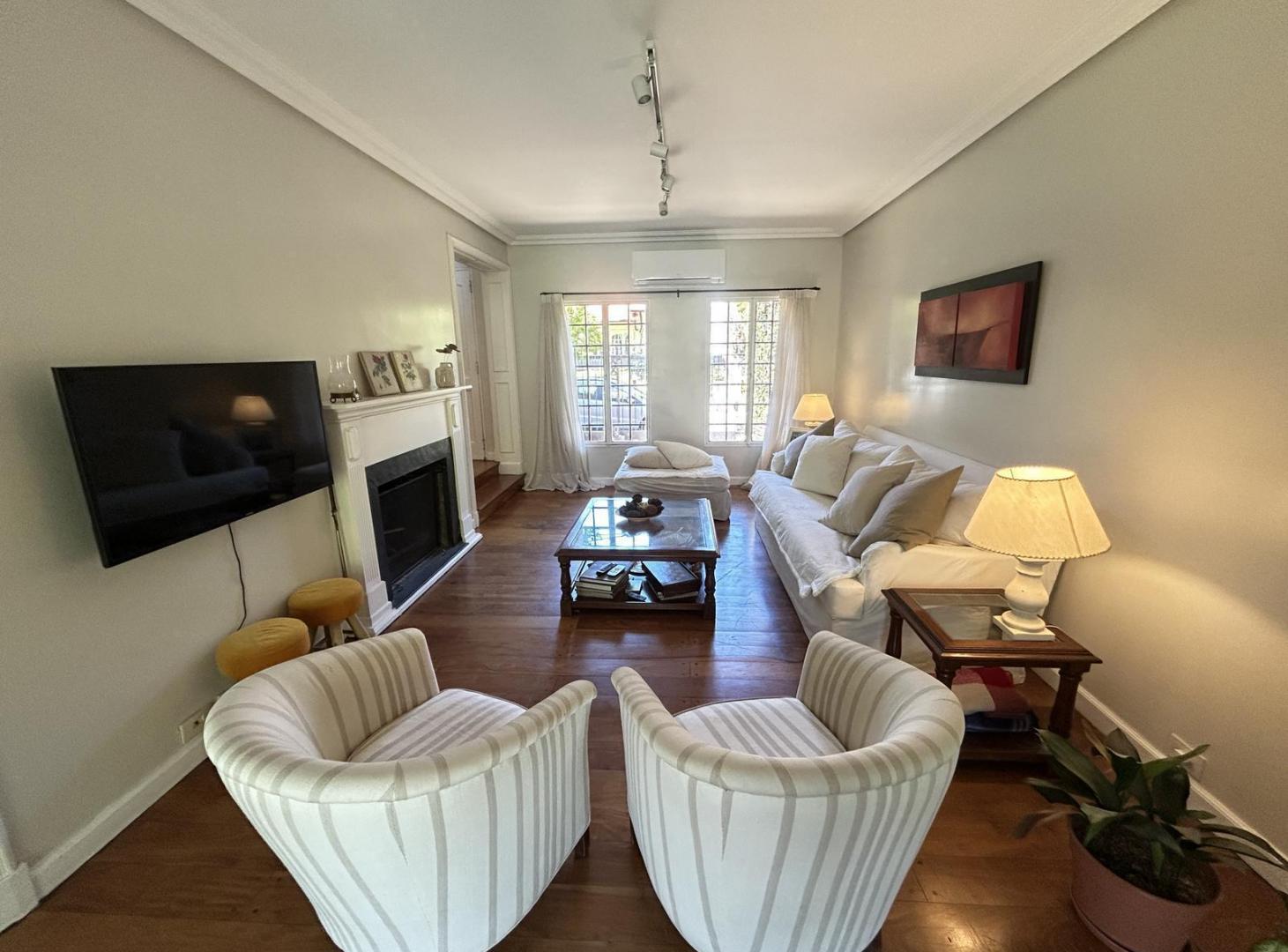 Foto de Casa en Alquiler Temporario 3 Dormitorios Jardin y Pileta en Beccar, imagen 5