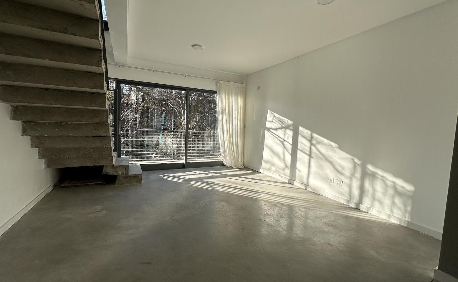 Foto de Departamento en Venta de 2 Ambientes en Duplex con Balcón en Nuñez, imagen 2