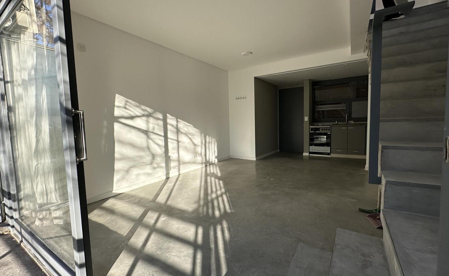 Foto de Departamento en Venta de 2 Ambientes en Duplex con Balcón en Nuñez, imagen 3