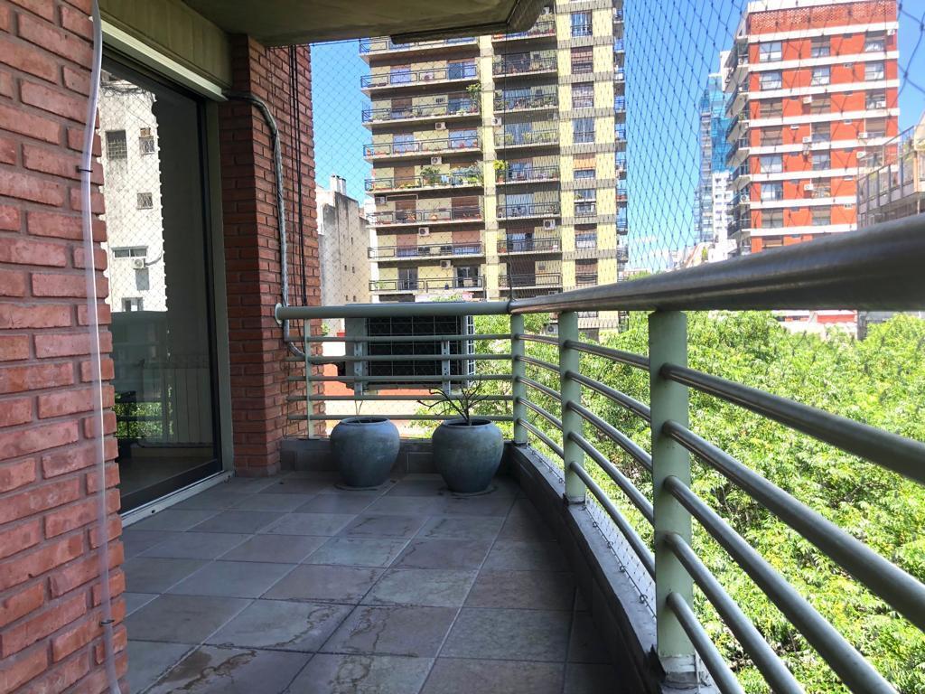 Foto de Departamento en Alquiler de 3 Ambientes con Balcón y Cochera en Belgrano, imagen 1