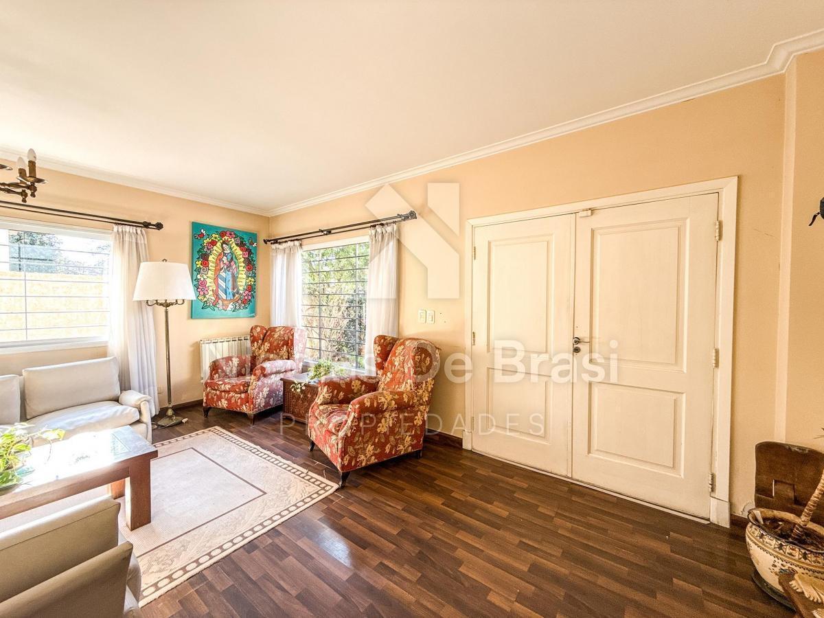 Foto de Venta Casa 4 Dormitorios Jardin Pileta en Acassuso, Av. Libertador al, imagen 2