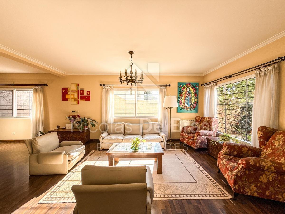 Foto de Venta Casa 4 Dormitorios Jardin Pileta en Acassuso, Av. Libertador al, imagen 4