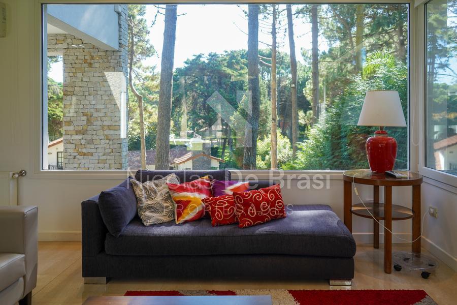 Foto de Casa de 6 Dormitorios en Venta en Pinamar Norte, imagen 5