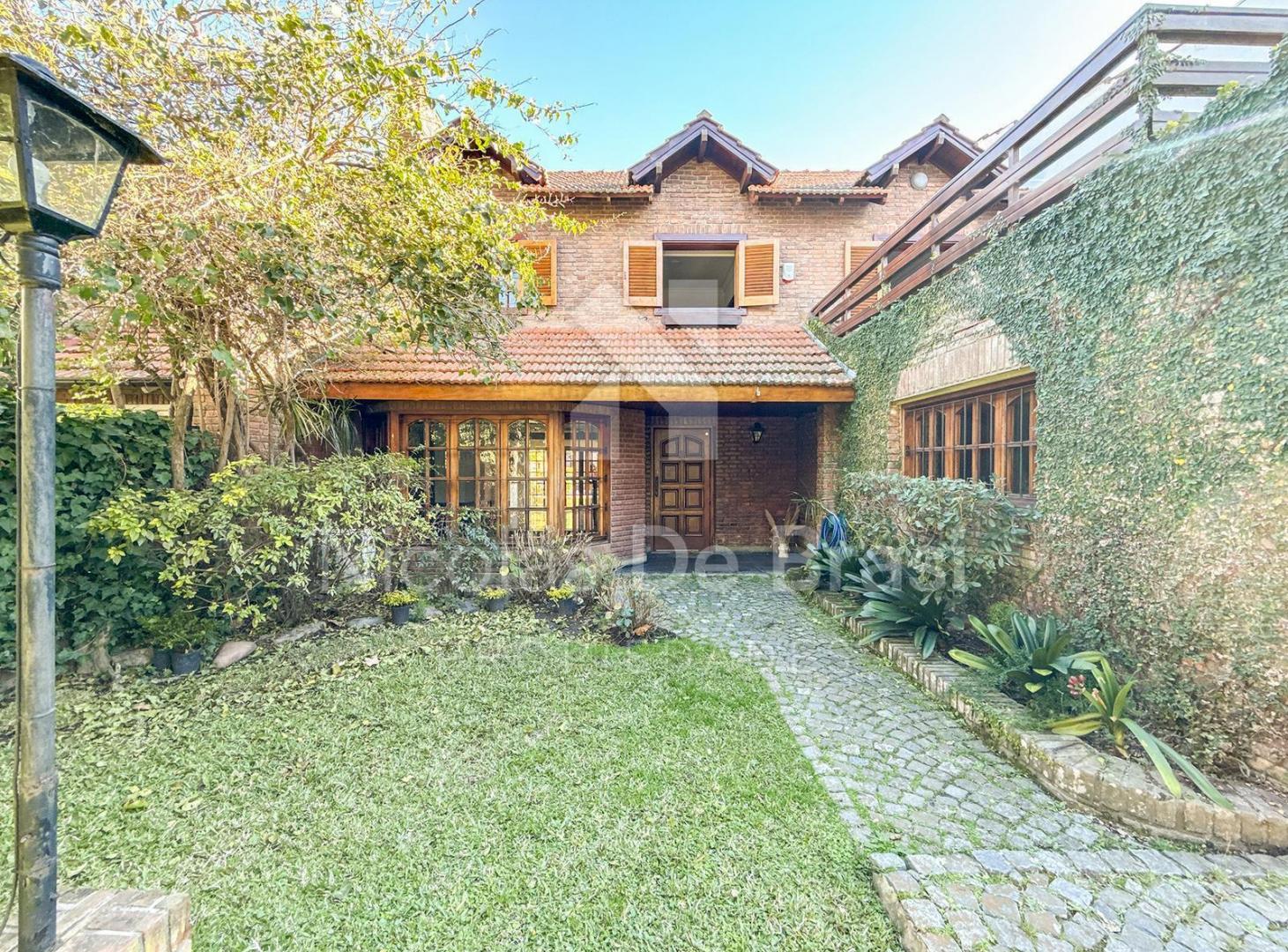 Foto de Venta Casa 3 Dormitorios Jardin Pileta en Martínez, vías a Libertador, imagen 1
