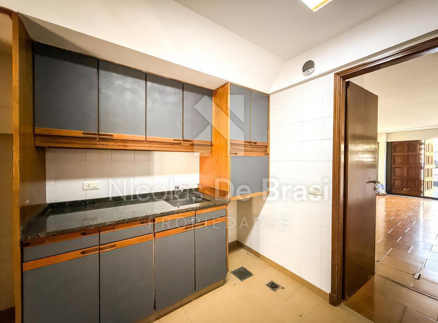 Foto de Venta Casa 3 Dormitorios Jardin Pileta en Martínez, vías a Libertador, imagen 5