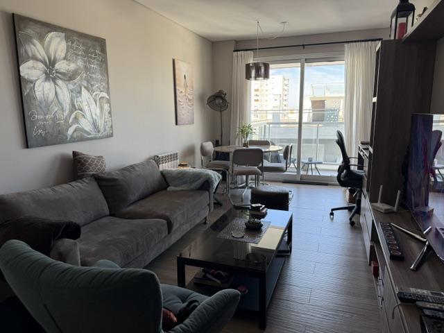 Foto de Departamento de 2 Ambientes con Balcón y Cochera en Florida, Vicente, imagen 5