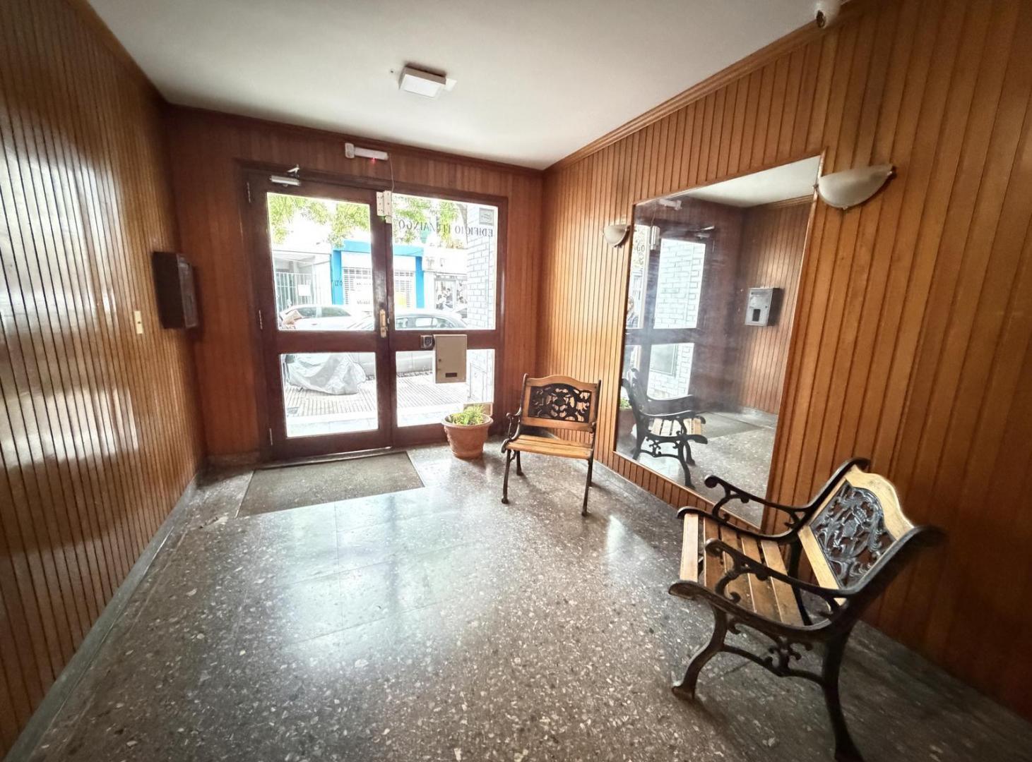 Foto de Departamento en Venta de 2 Ambientes en el Centro de San Isidro, imagen 1