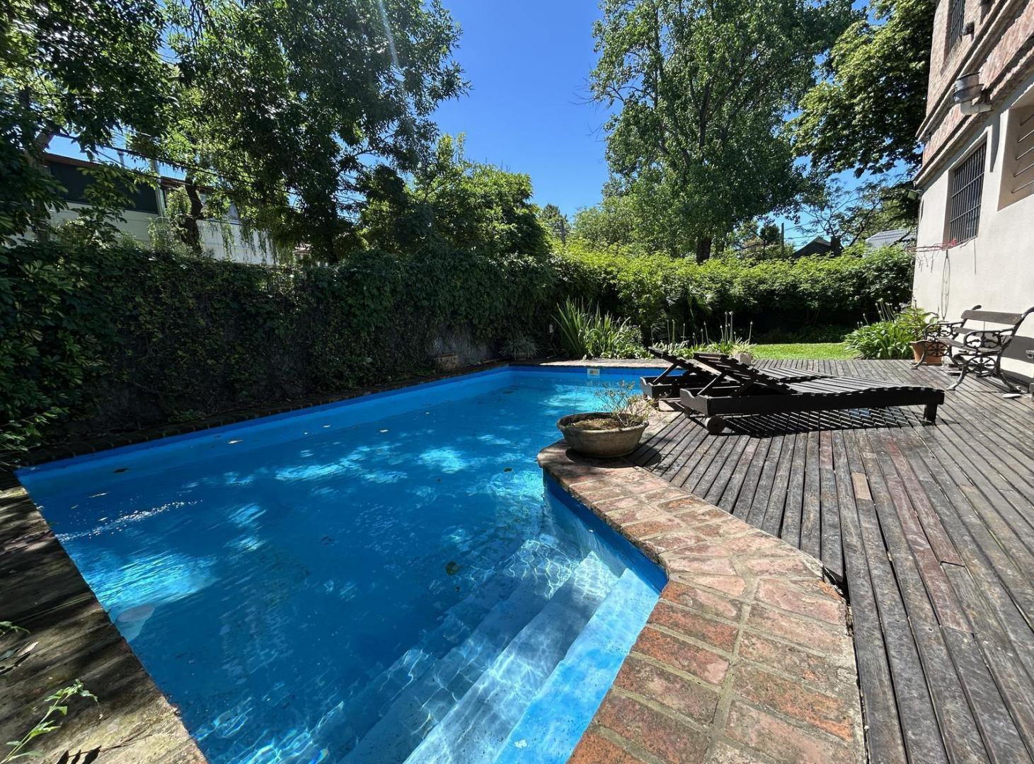Foto de Casa en Venta de 4 Dormitorios, Jardin y Pileta en el Bajo de San Isidro, imagen 2