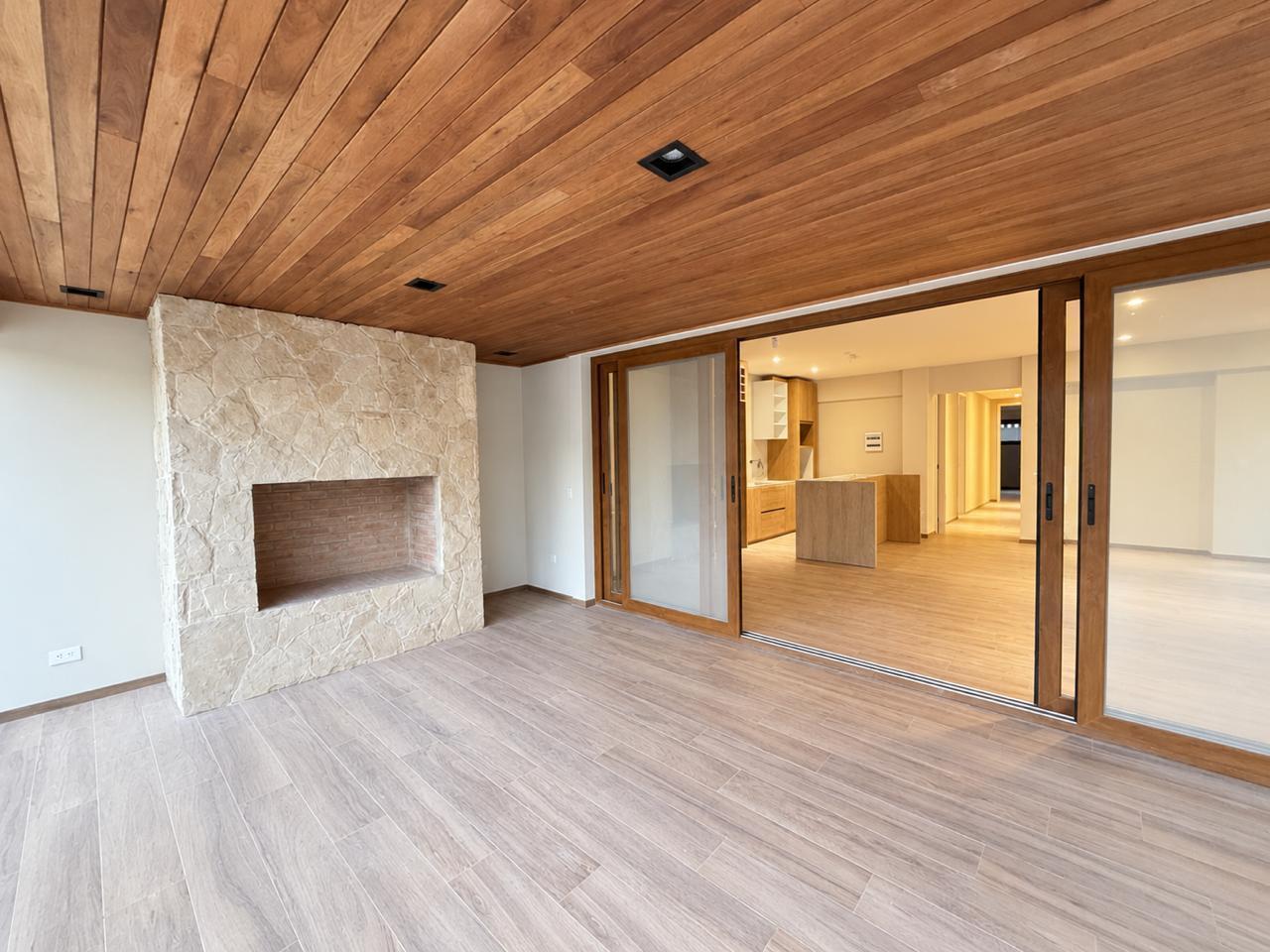 Foto de Casa de 4 Ambientes en Alquiler con galería y Jardín en San Isidro, imagen 5