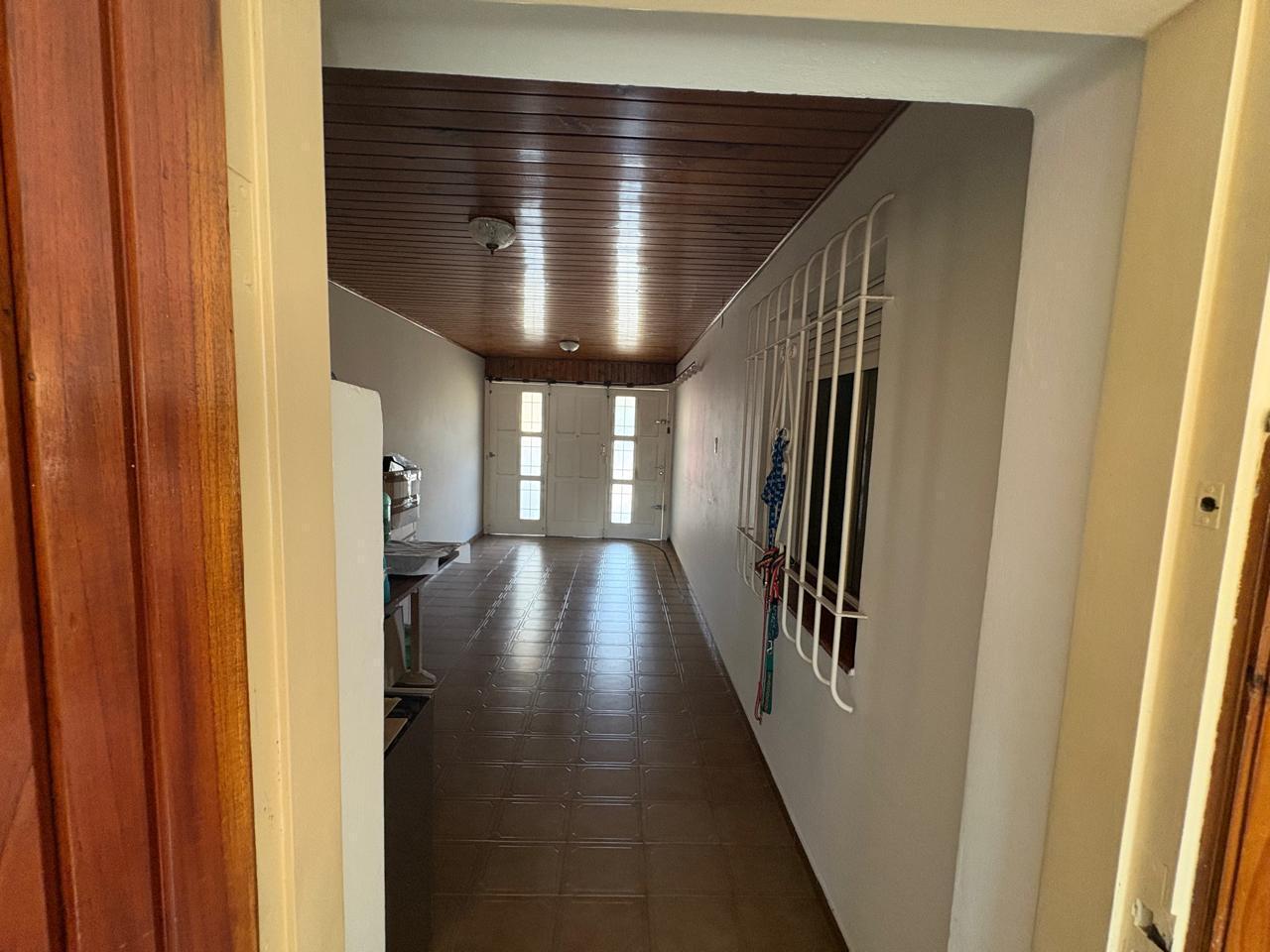 Foto de Casa en Venta en 1 Planta de 4 Ambientes con Jardín Pileta y Cochera, imagen 3