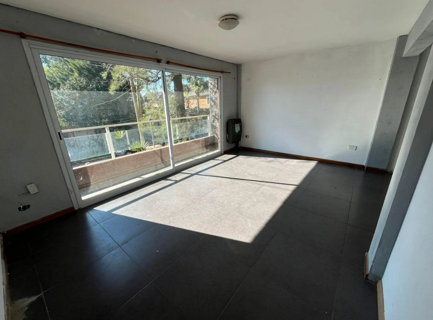 Departamento 2 ambientes con balcon en ALQUILER - Ezpeleta