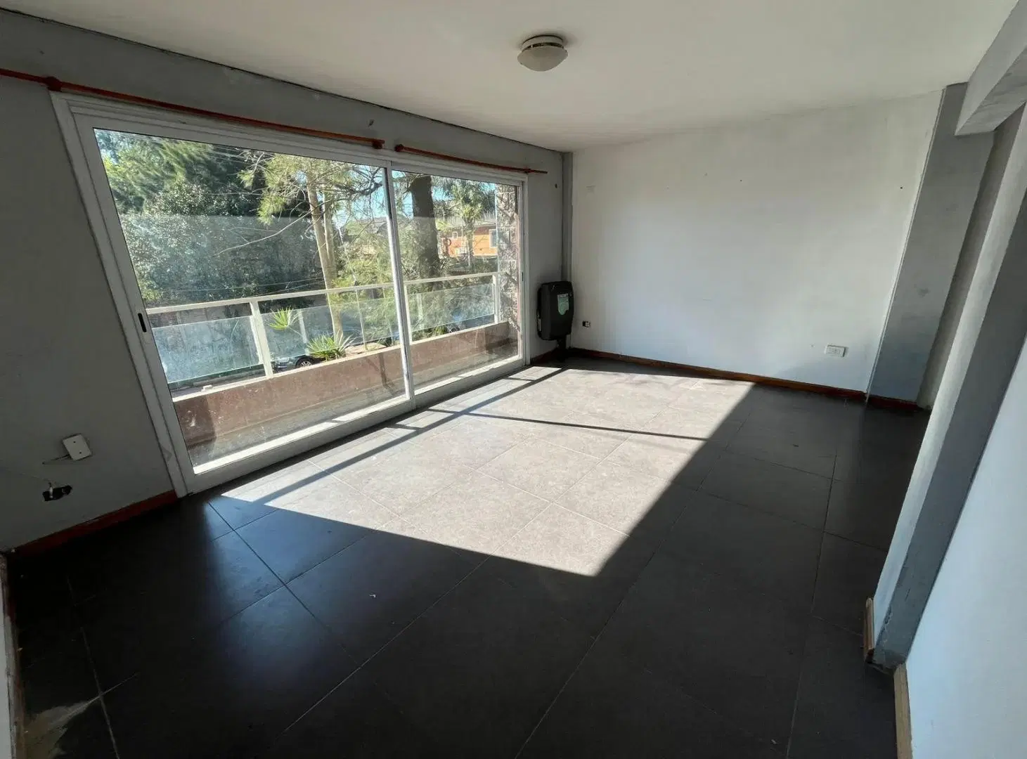 Departamento 2 ambientes con balcon en ALQUILER - Ezpeleta 2