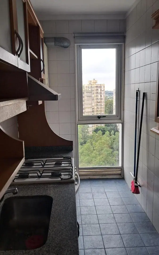 Departamento 2 ambientes con balcon y cochera ¡Complejo cerrado con seguridad 24hs! - Wilde 5