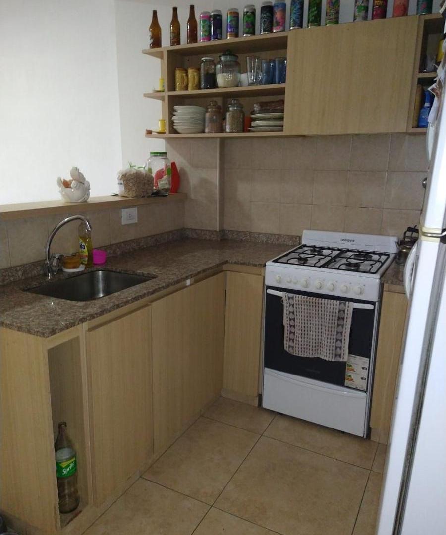 Foto de Departamento dos ambientes con balcon y piscina, complejo Maconda X, en alquiler. Quilmes centro, imagen 2