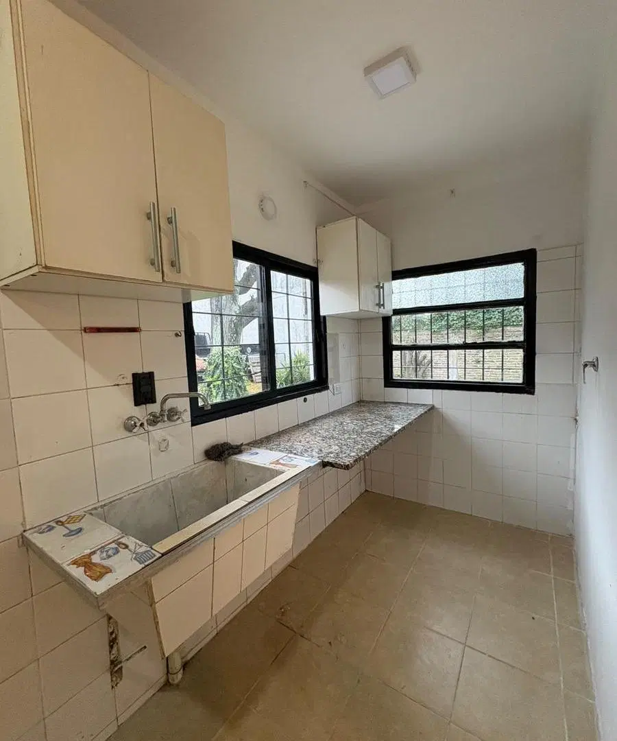 Departamento ph 3 ambientes con cochera en alquiler - Quilmes Oeste 3