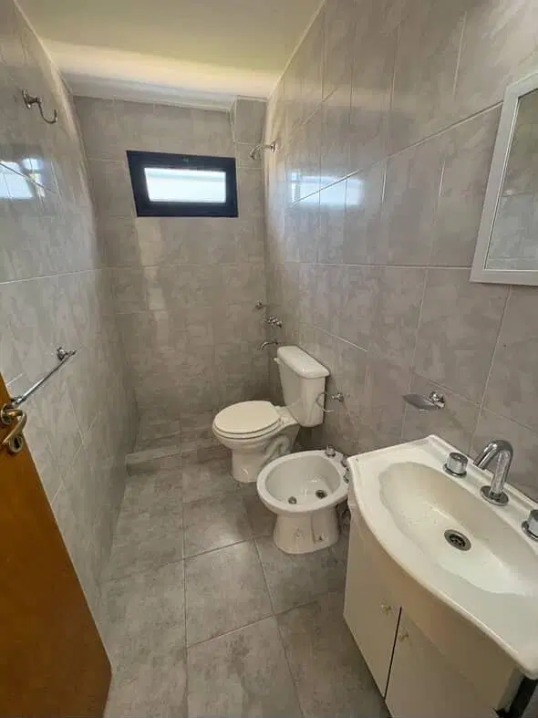 Departamento 2 ambientes con cochera en ALQUILER - Quilmes Oeste 5