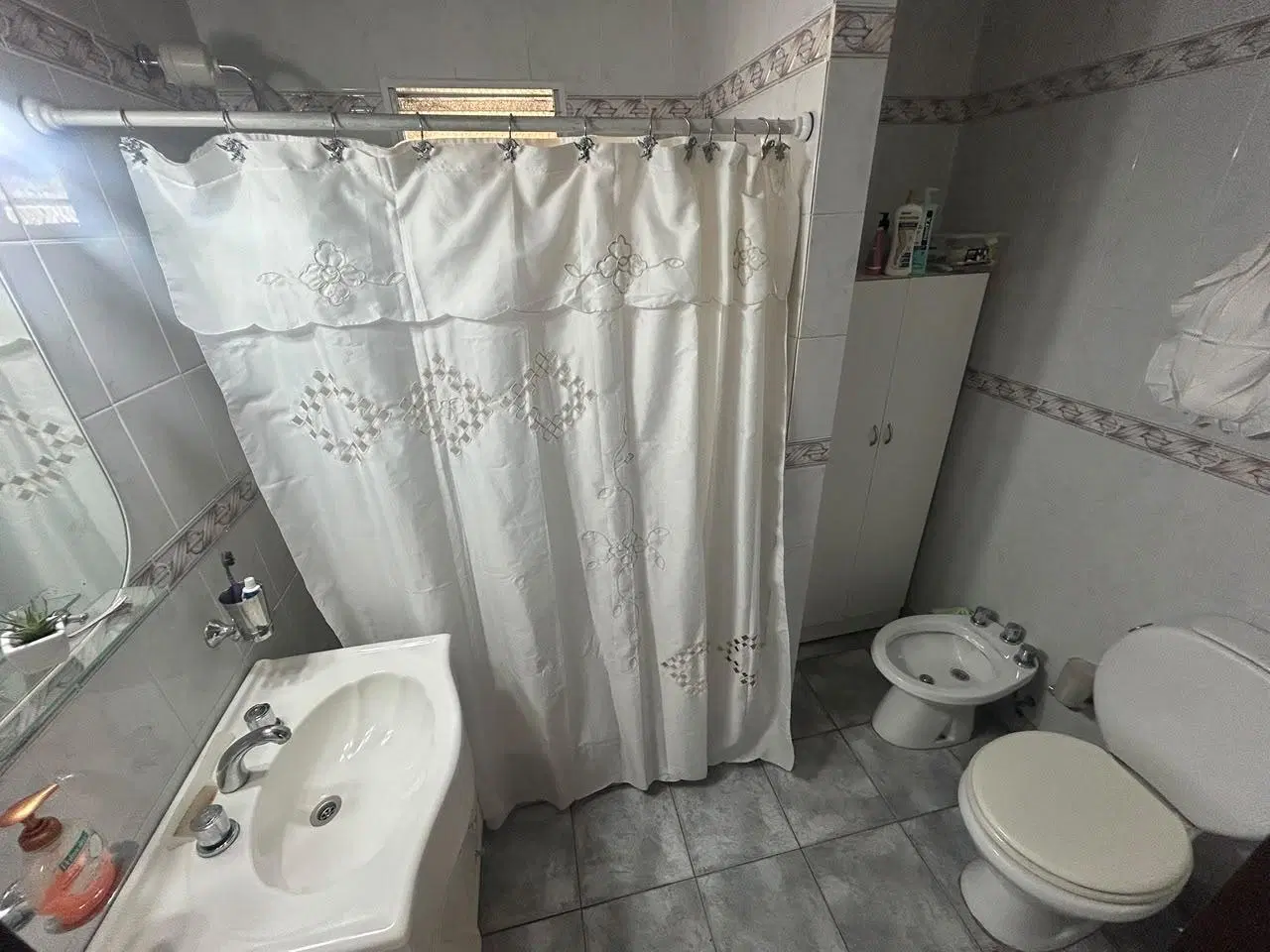 PH 2 ambientes al frente con patio y cochera en VENTA - WILDE 5