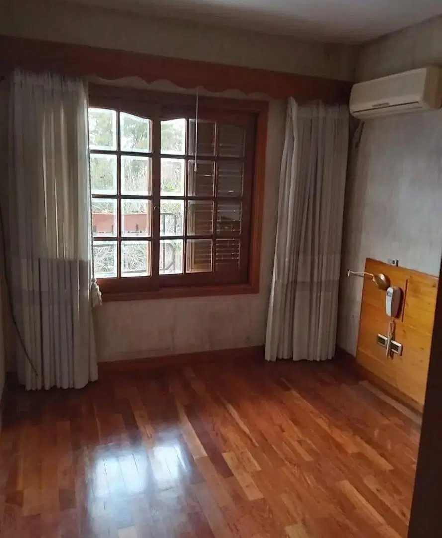 Departamento 3 ambientes con balcon y cochera en VENTA - Wilde Centro 3
