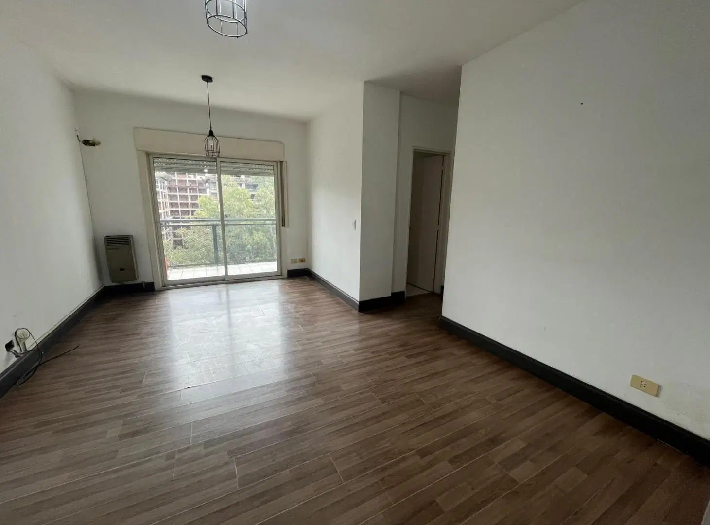 Departamento 2 ambientes con balcon en Complejo cerrado con seguridad - Wilde 4