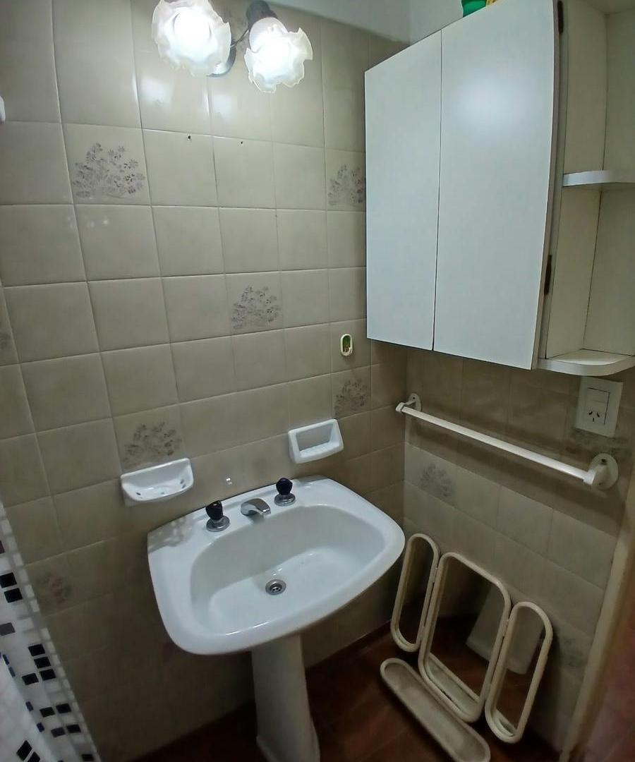 Foto de Departamento 2 ambientes en ALQUILER con parrilla y parque - Wilde, imagen 3