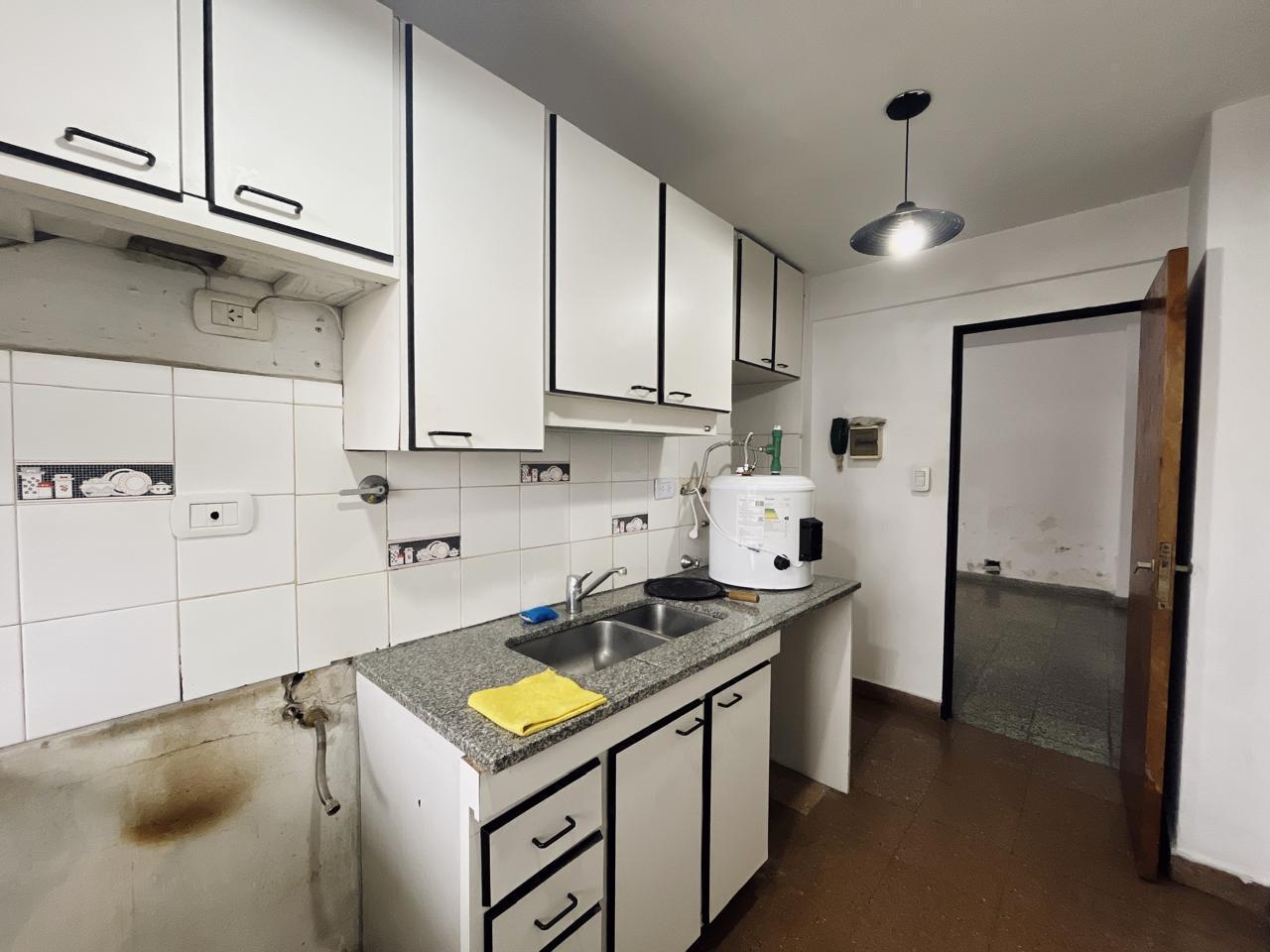 Foto de Departamento 3 ambientes con amplio balcon y cochera en VENTA - Wilde, imagen 5