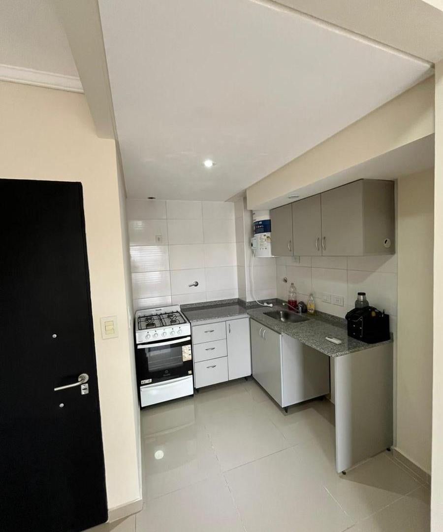 Foto de Departamento 2 ambientes con balcon en VENTA - Lanus, imagen 5