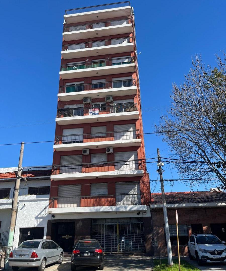 Foto de Departamento 2 ambientes con patio en VENTA - DON BOSCO, imagen 1