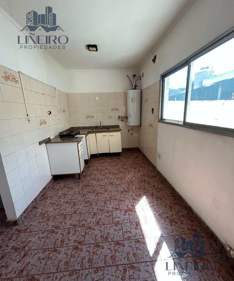 Foto de PH 2 ambientes con patio en ALQUILER - WILDE, imagen 3