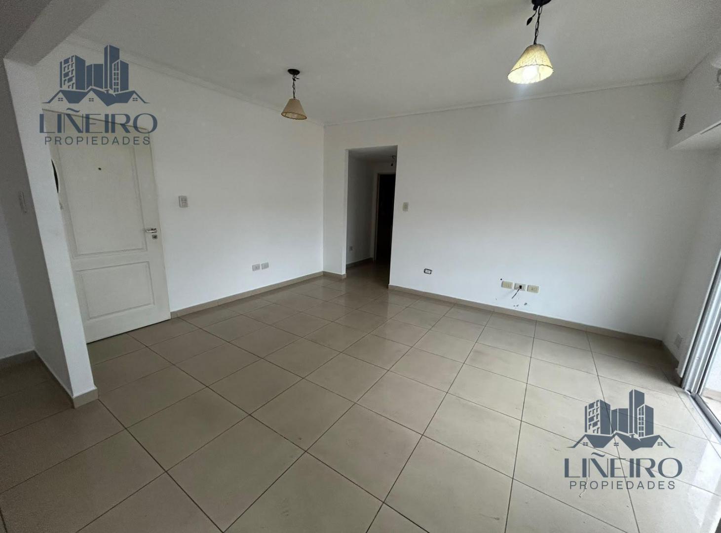 Foto de Departamento 2 ambientes amplio con balcon en ALQUILER - VILLA DOMINICO, imagen 1