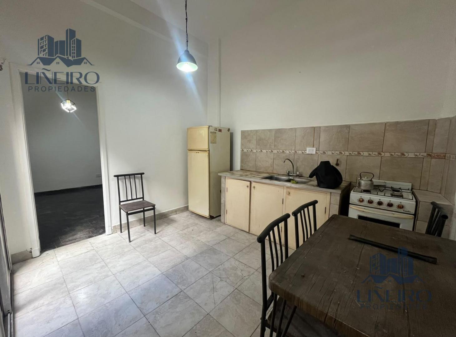 Foto de PH 2 ambientes con patio pequeño en ALQUILER - WILDE, imagen 1