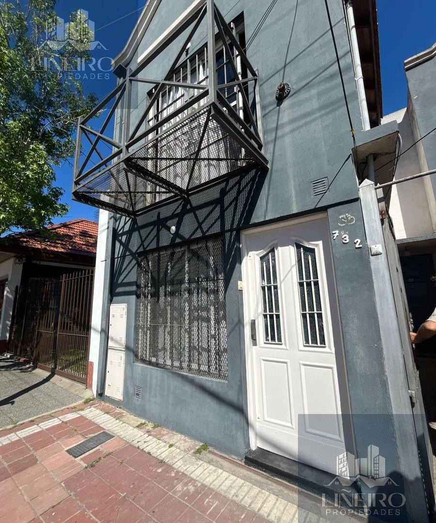 Foto de PH 2 ambientes en venta en bernal, imagen 1