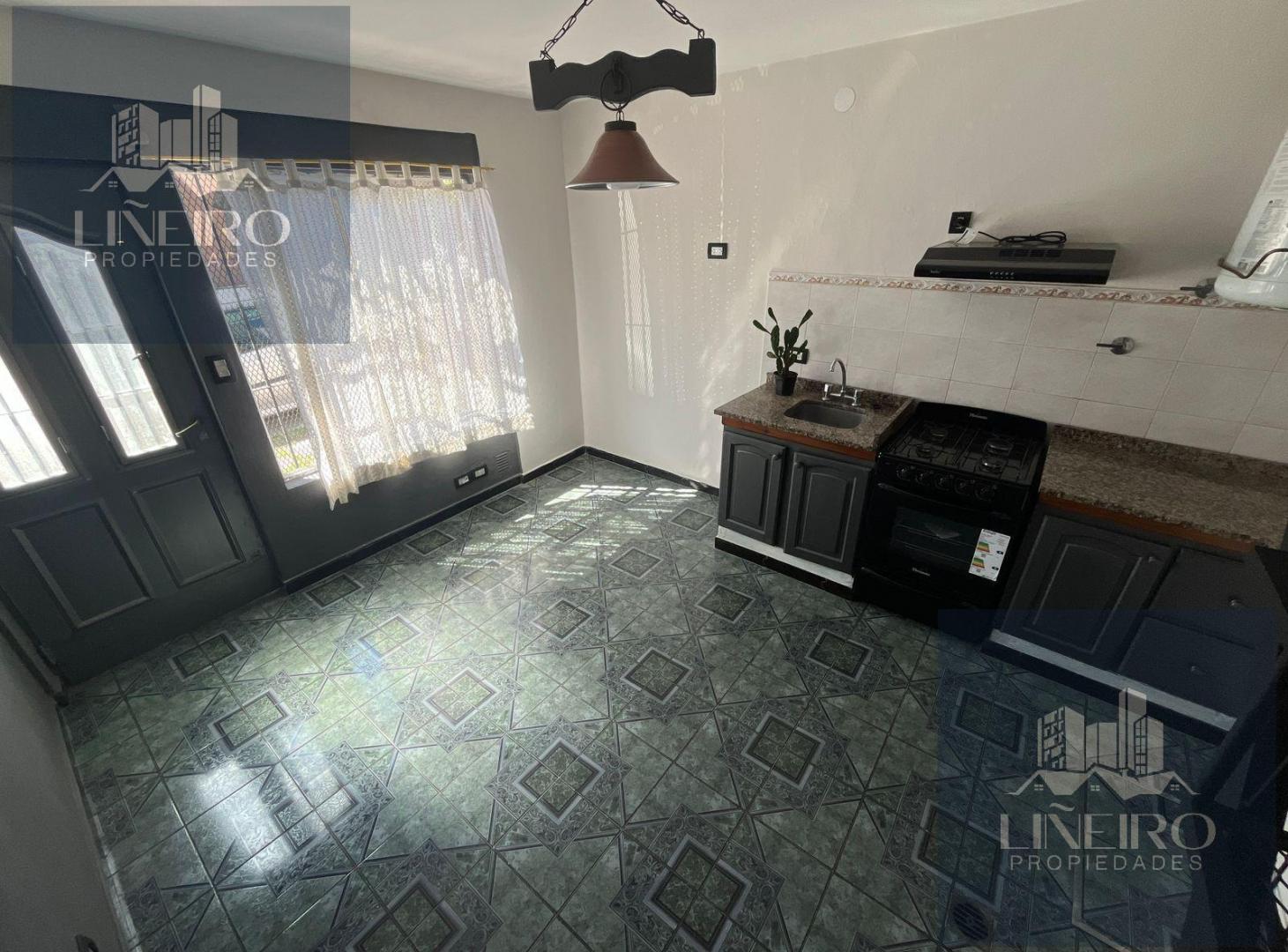 Foto de PH 2 ambientes en venta en bernal, imagen 3