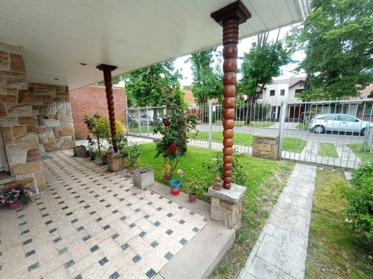 Chalet Parque Luro todo Planta Baja 3
