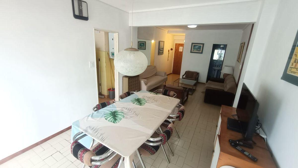 Foto de DEPARTAMENTO DE 3 AMBIENTES CON COCHERA PLENA VISTA AL MAR ZONA CONSTITUCIÓN EN ALQUILER, imagen 1