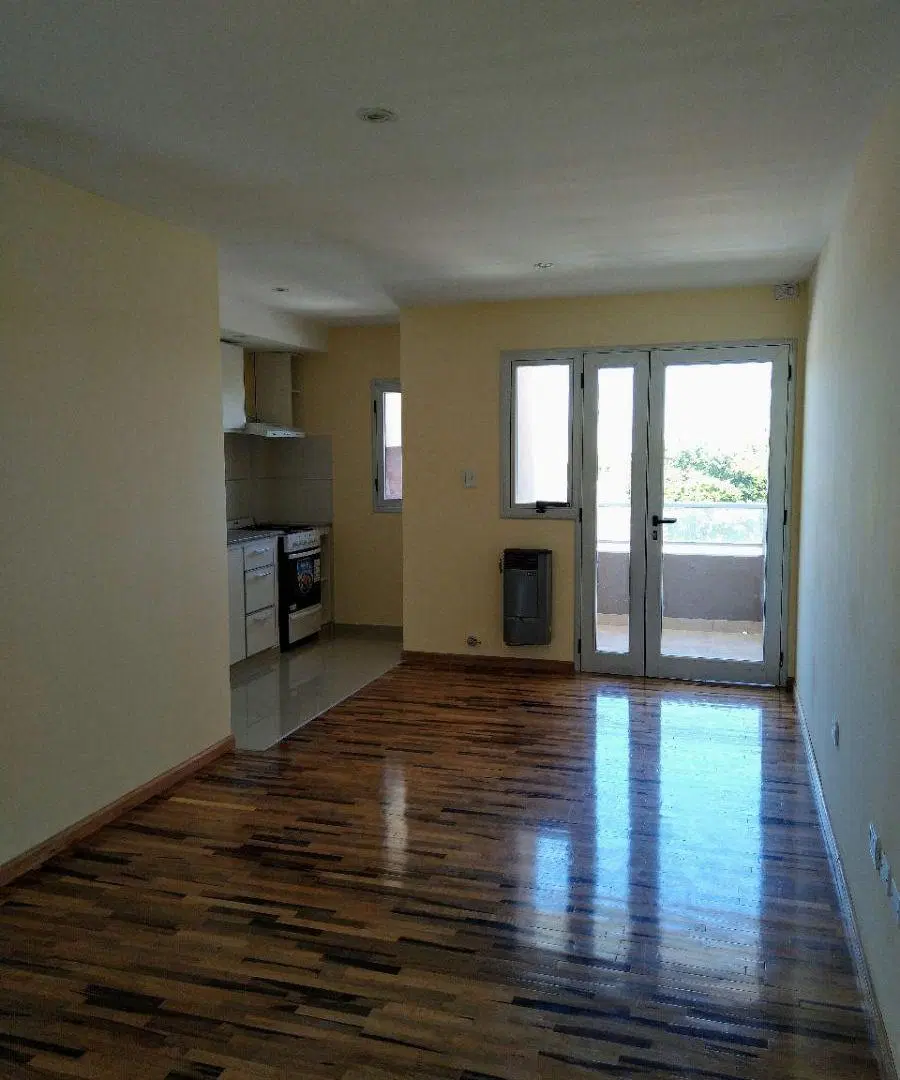 EXCELENTE MONOAMBIENTE BALCON Y PARRILLA 5