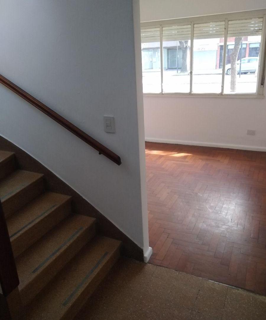 Foto de EXCELENTE CASA 4 DORMITORIOS, imagen 2