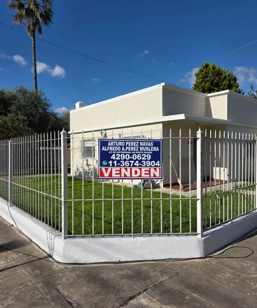 Casa con 2 Dormitorios en venta en Luis Guillón 4
