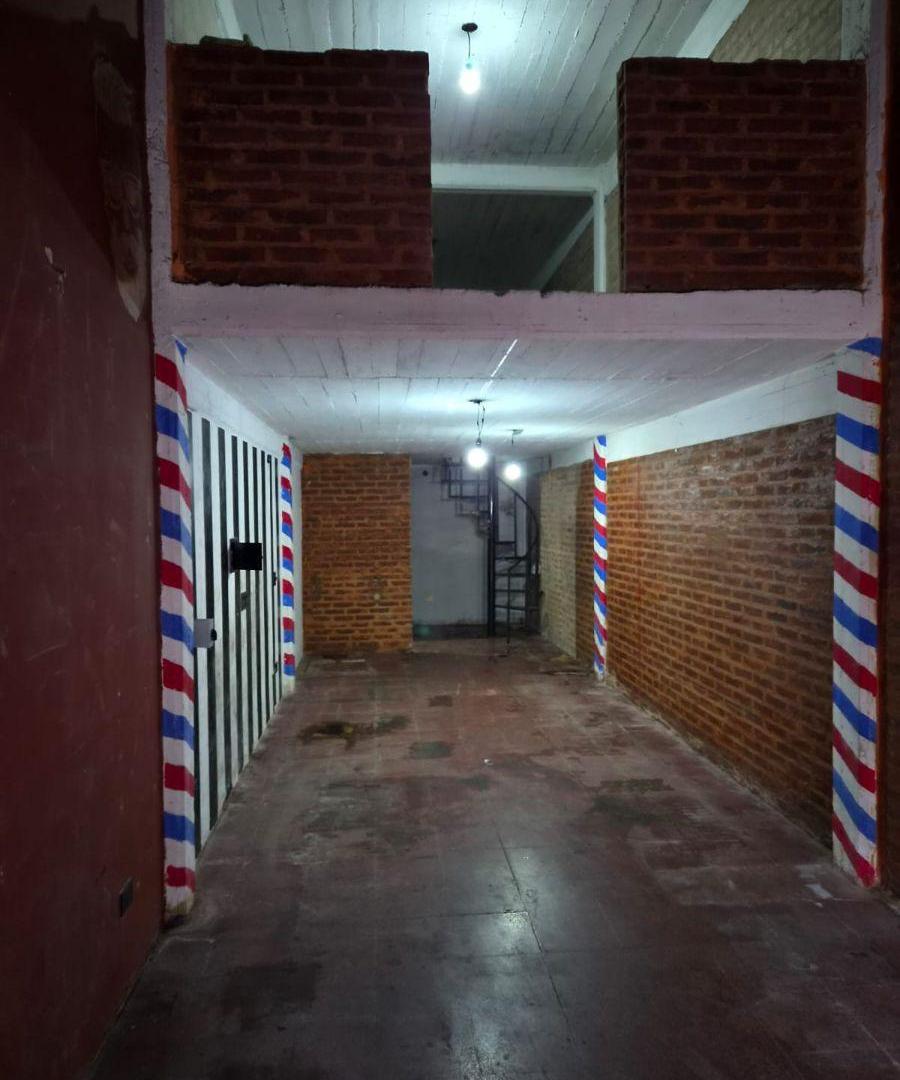Excelente oportunidad de alquiler sobre esquina de alto tránsito