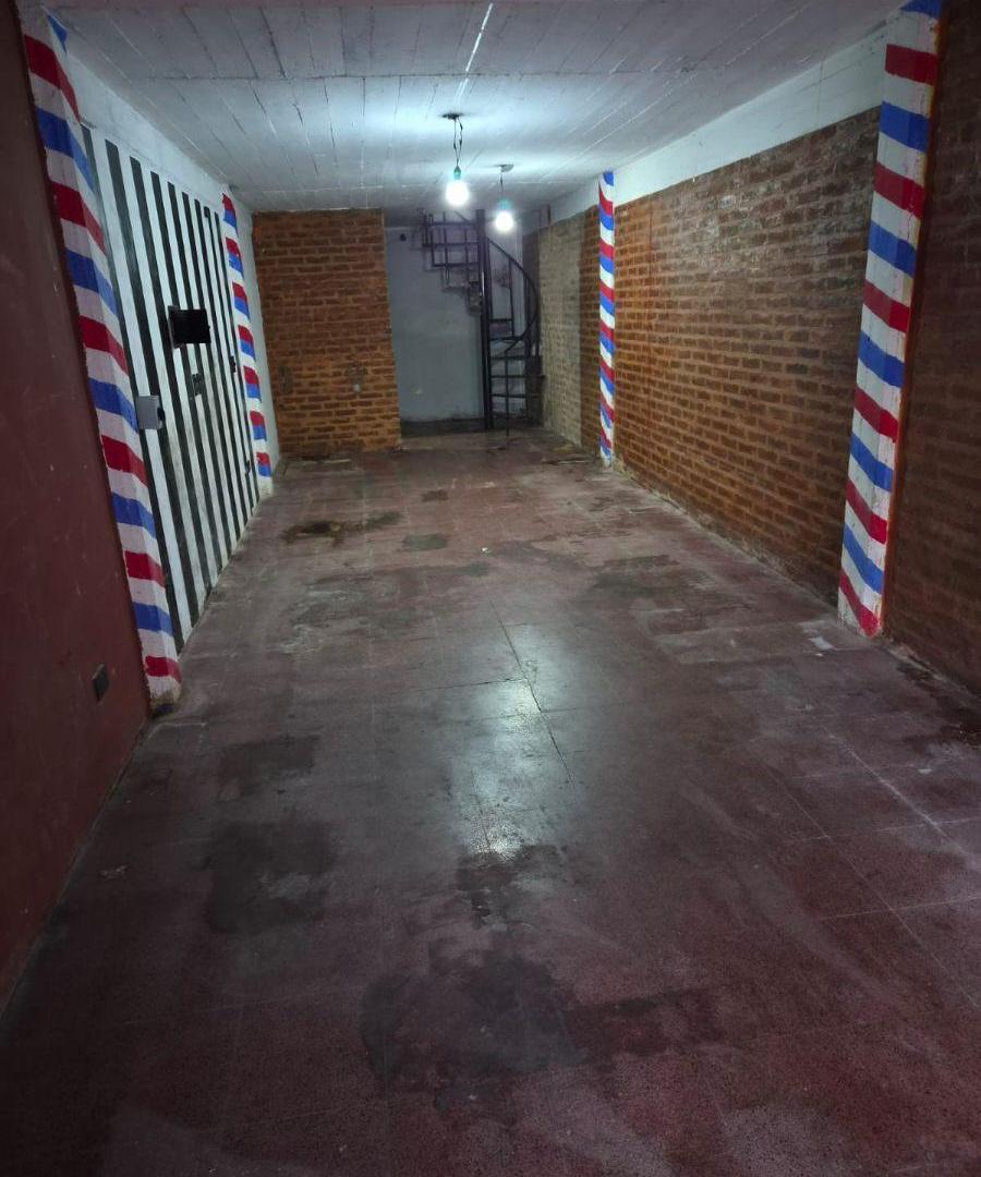 Foto de Excelente oportunidad de alquiler sobre esquina de alto tránsito, imagen 4
