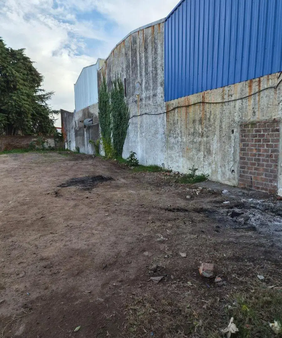 Terreno de 1.221 m² sobre Camino de Cintura a metros de Rotonda de Llavallol 4