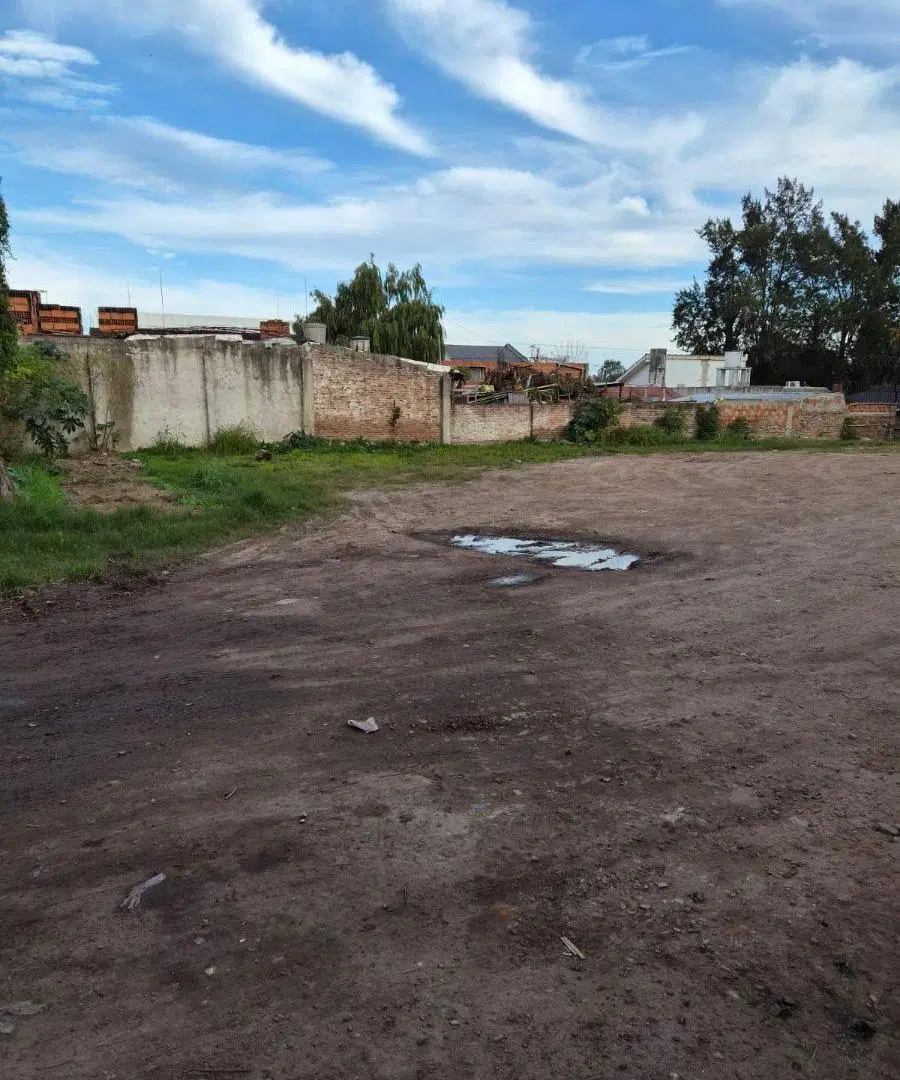 Terreno de 1.221 m² sobre Camino de Cintura a metros de Rotonda de Llavallol 3