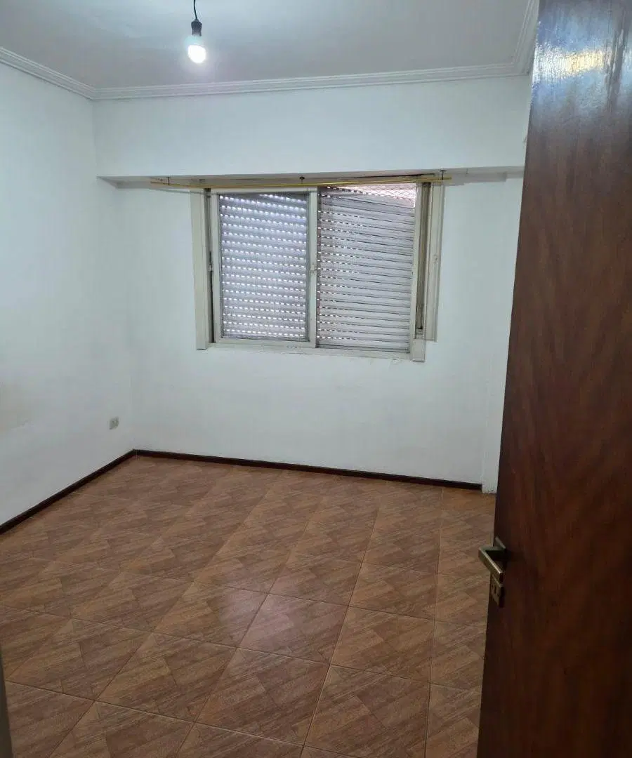 Departamento con cochera cubierta en una de las zonas más buscadas de Monte Grande 1