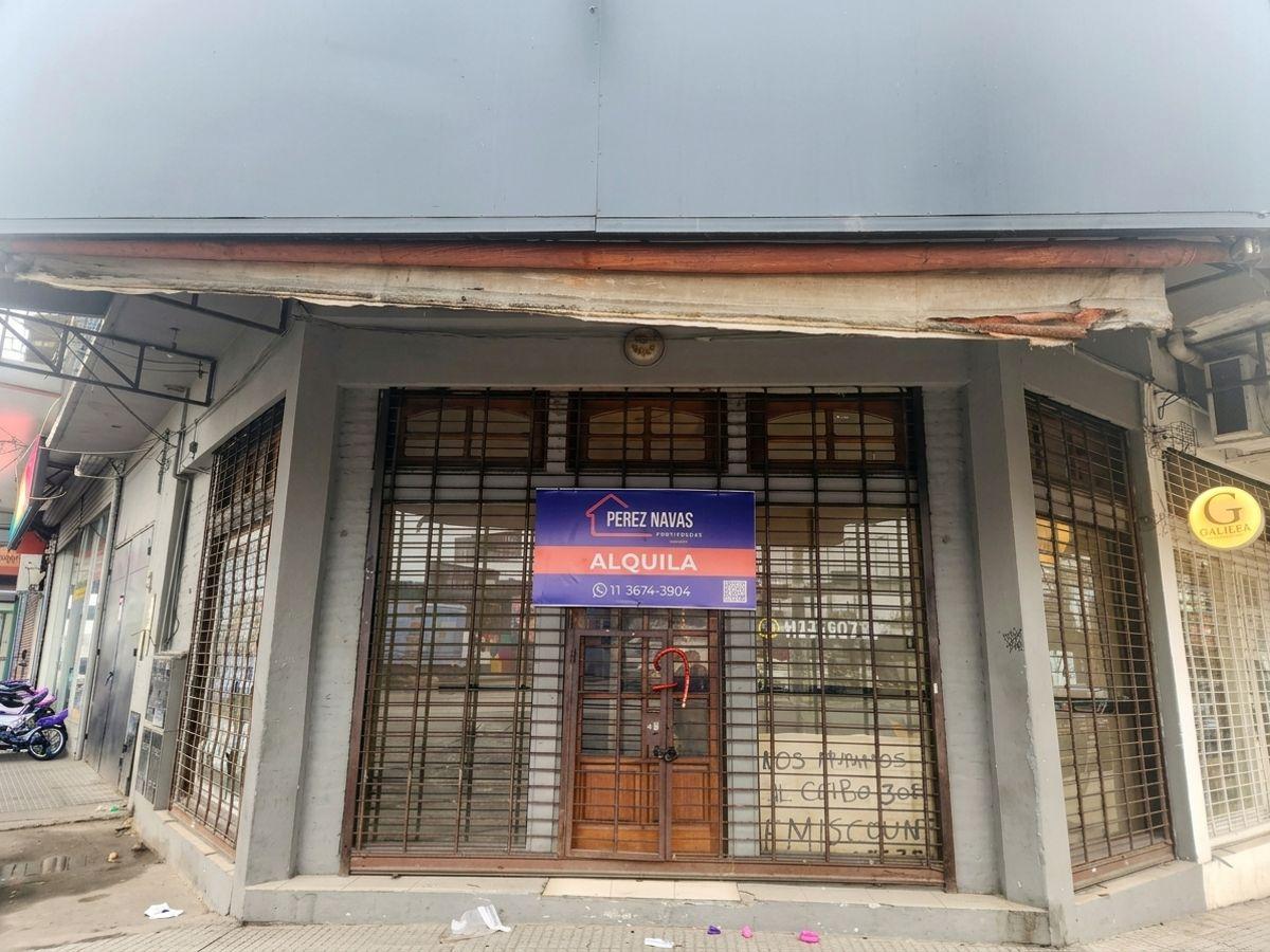 Foto de Local en esquina frente a la estación de El Jagüel, imagen 4