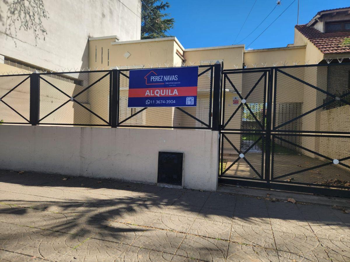 Foto de Casa en alquiler con jardín y entrada de auto en Monte Grande, imagen 3