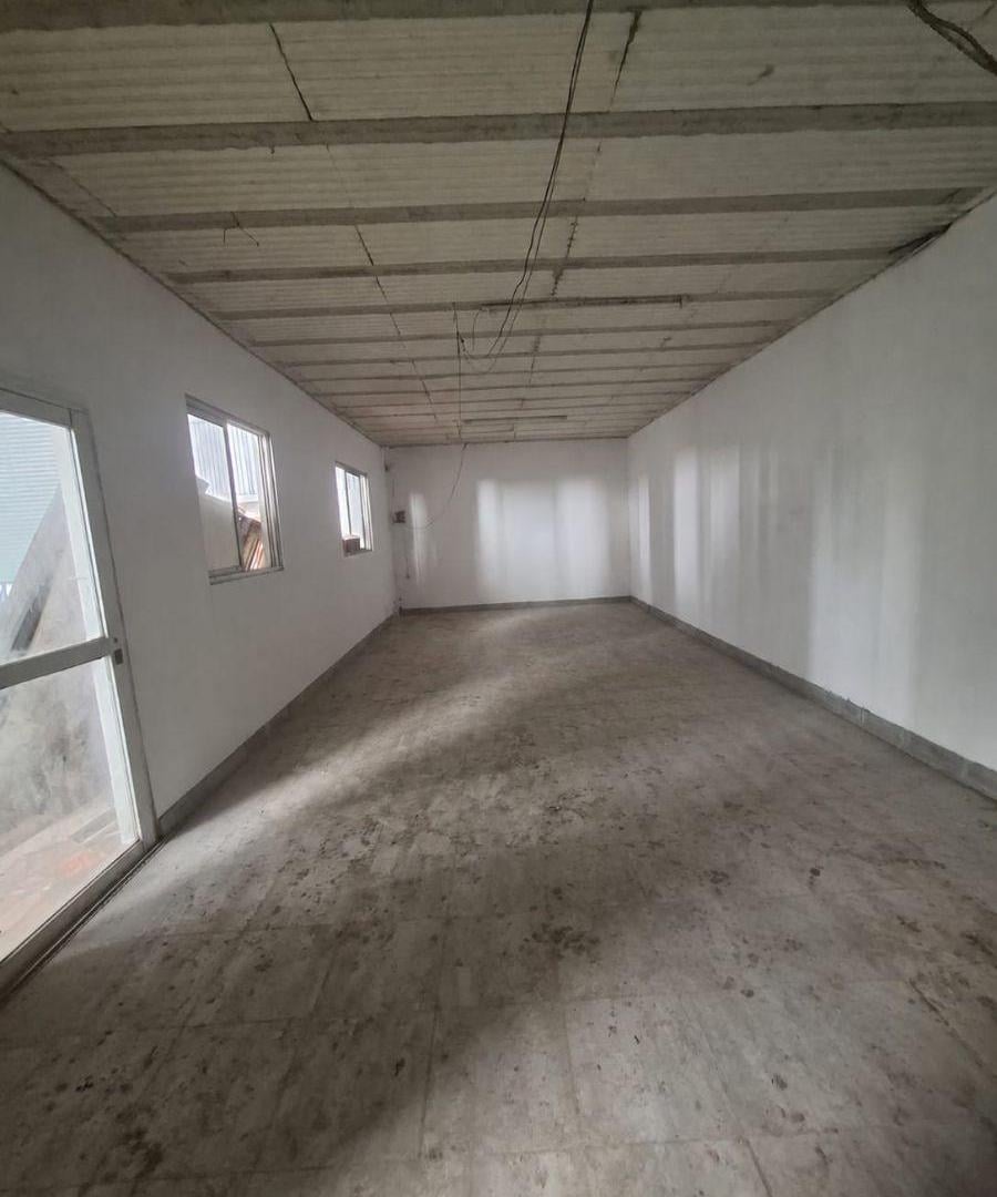 Foto de Galpón en alquiler apto para camiones y tránsito pesado en El Jagüel, imagen 4