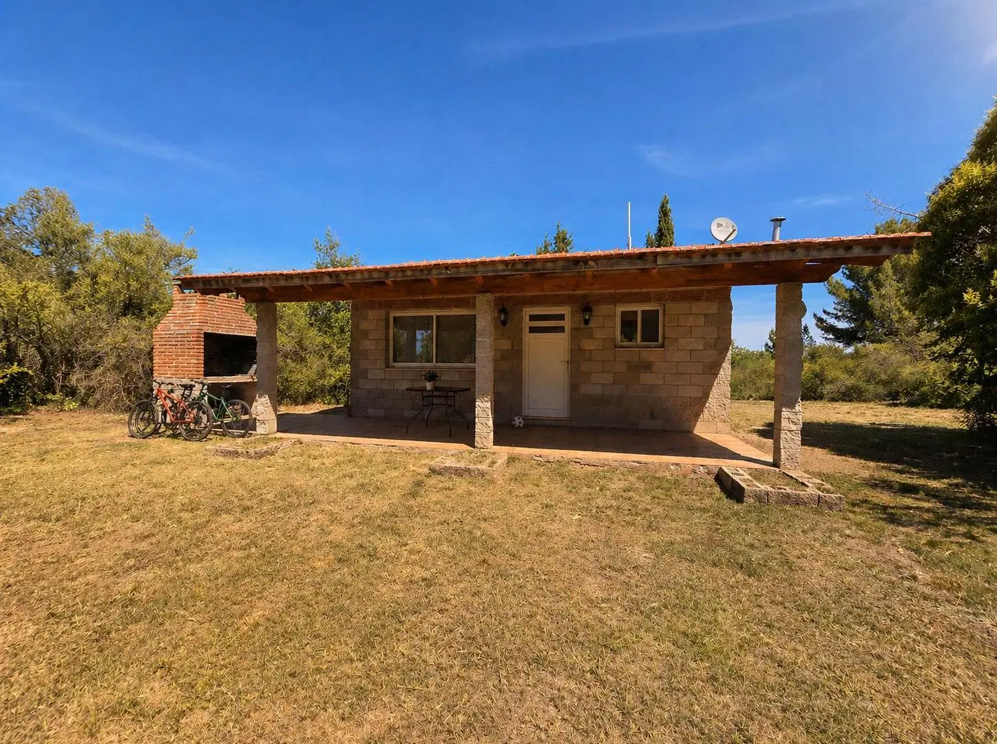 Tres cabañas en San Luis- El Volcán - Predio 6000m2 con 3