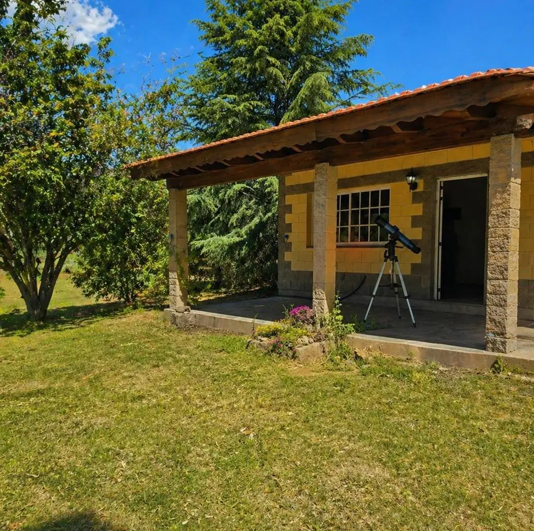 Tres cabañas en San Luis- El Volcán - Predio 6000m2 con 4