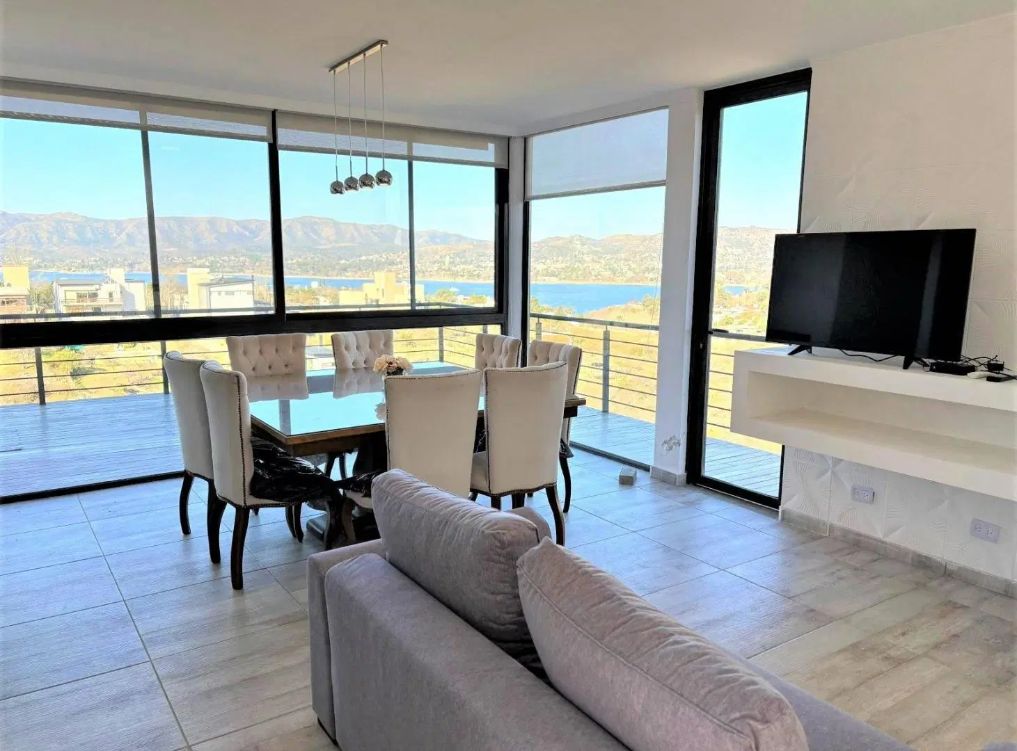 VENTA 2 PH CON VISTA PANORÁMICA PISCINA INFINITA  Villa del Lago 3
